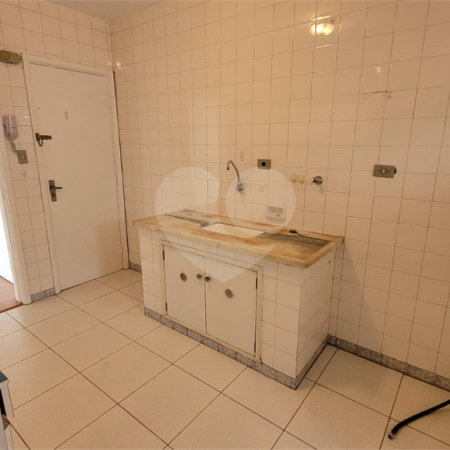 Apartamento à venda com 2 quartos em Santo Amaro, São Paulo, SP