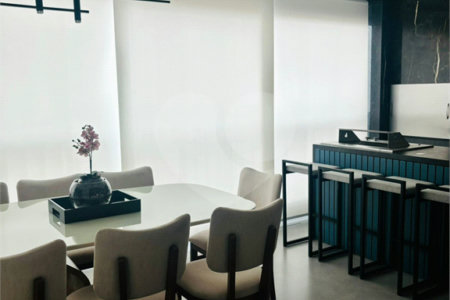 Apartamento à venda com 3 quartos, sendo 1 suíte, em Vila Paulicéia, São Paulo, SP