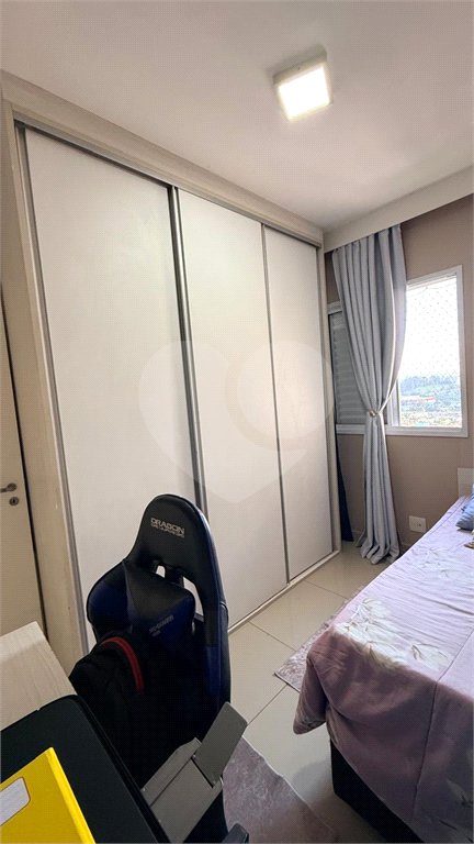 Apartamento à venda com 3 quartos, sendo 1 suíte, em Jardim Tupanci, Barueri, SP