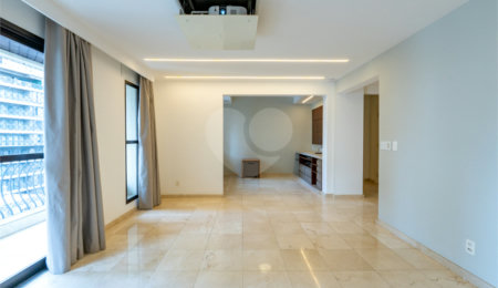 Apartamento à venda com 3 suítes em Vila Nova Conceição, São Paulo, SP