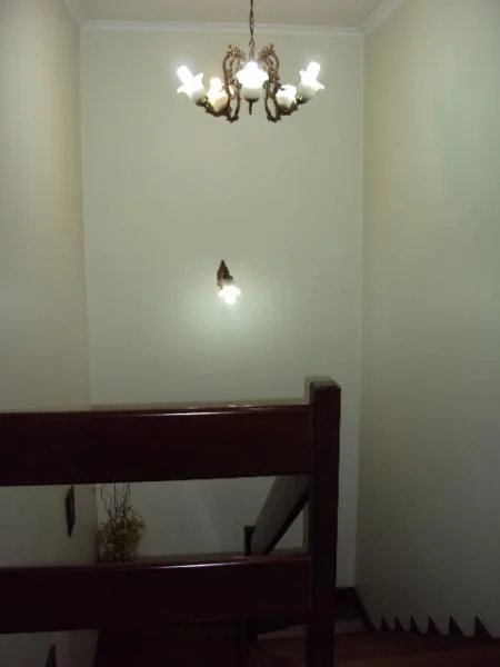 Sobrado à venda com 4 quartos, sendo 2 suítes, em Jardim Peri Peri, São Paulo, SP