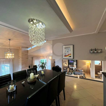 Casa à venda com 4 suítes em Vila Santo Antônio, Cotia, SP