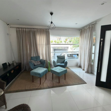 Casa à venda com 3 suítes em Vila Augusta, Guarulhos, SP
