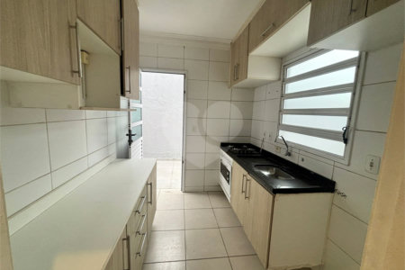 Casa de Vila à venda com 2 quartos, sendo 1 suíte, em Conjunto Residencial Jardim Villagio Torino, Sorocaba, SP