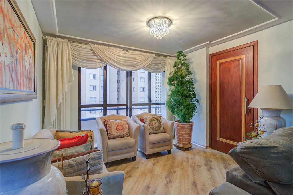 Apartamento à venda com 3 quartos, sendo 1 suíte, em Vila Mascote, São Paulo, SP