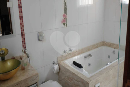 Casa para alugar com 3 quartos, sendo 1 suíte, no condomínio Portal dos Ipês, Indaiatuba - SP