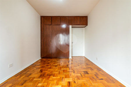 Apartamento à venda com 3 quartos, sendo 1 suíte, em Pinheiros, São Paulo, SP