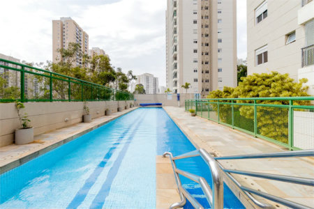 Apartamento à venda com 2 quartos, sendo 1 suíte,  em Vila Andrade, São Paulo, SP