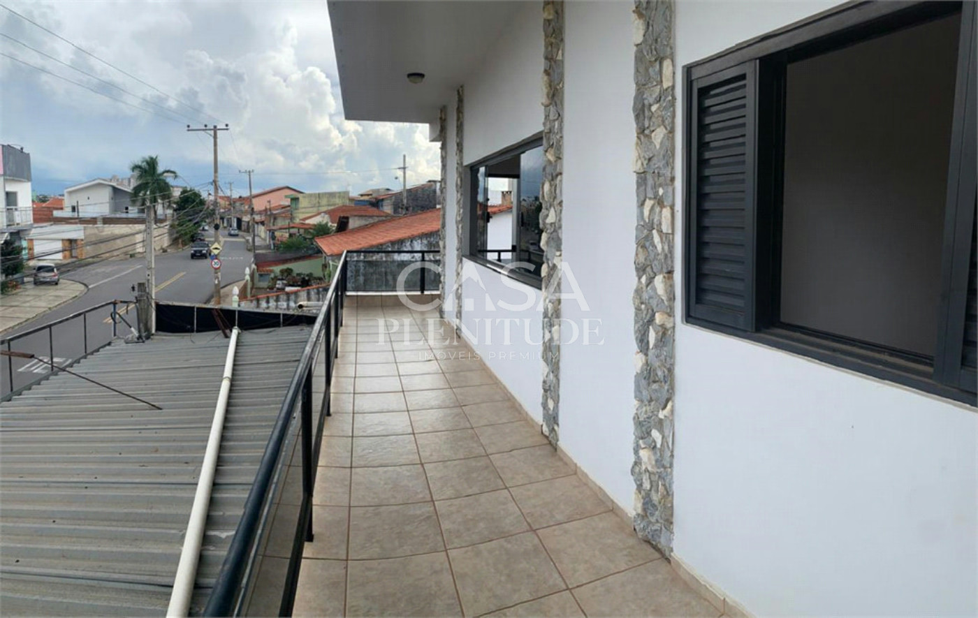 Casa à venda com 3 quartos, sendo 1 suíte, em Wanel Ville, Sorocaba, SP