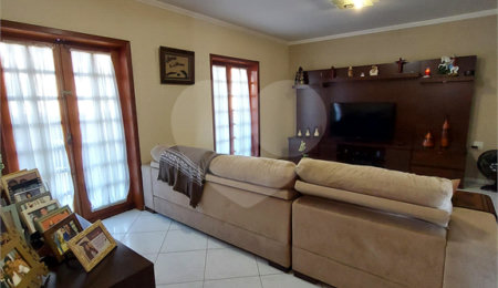 Casa à venda com 5 quartos, sendo 1 suíte,  em Santa Claudina, Vinhedo, SP