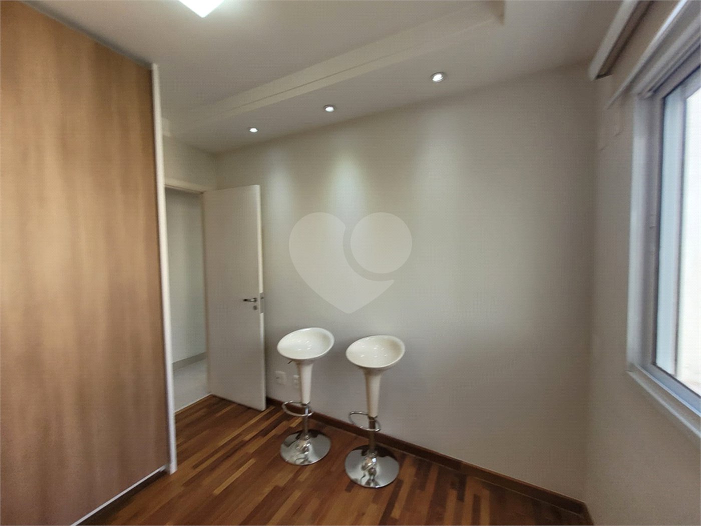Apartamento para alugar com 2 quartos, sendo 1 suíte, em Vila Anastácio, São Paulo, SP