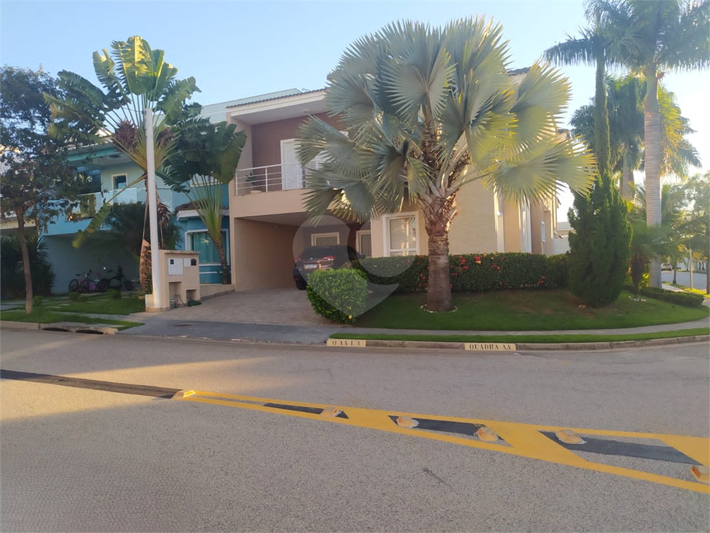 Casa à venda com 3 quartos, sendo 2 suítes,  no condomínio Ibiti Royal Park, Sorocaba - SP