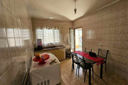 Casa à venda com 2 quartos em Jardim do Lago, Atibaia, SP
