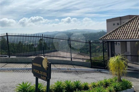 Apartamento à venda com 3 quartos, sendo 1 suíte, em Pinheirinho, Vinhedo, SP