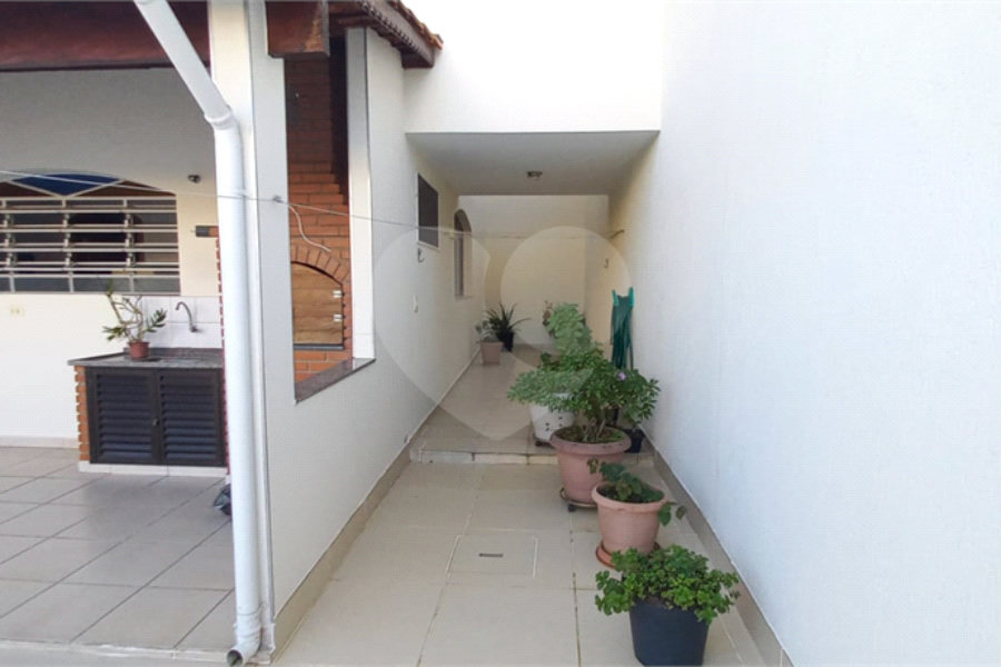 Casa à venda com 3 quartos, sendo 1 suíte, em Vila Guilherme, São Paulo, SP