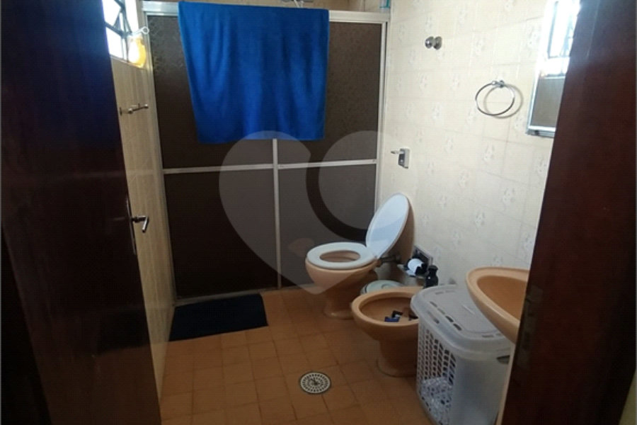 Sobrado à venda com 3 quartos, sendo 1 suíte, em Tremembé, São Paulo, SP