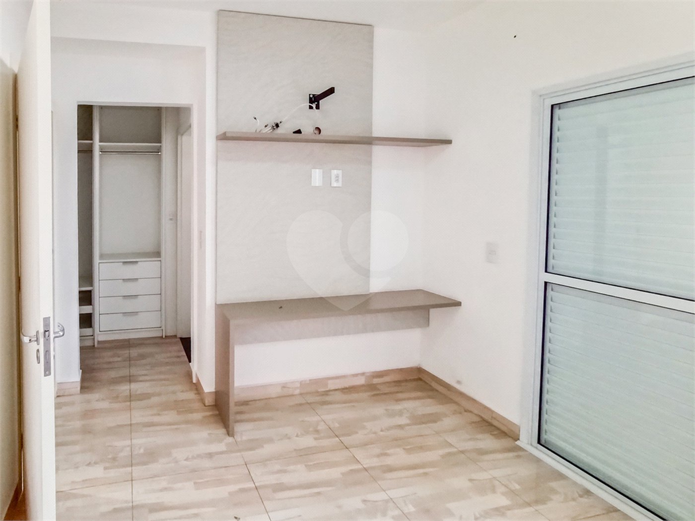 Casa à venda com 2 suítes no condomínio Residencial Américo Figueiredo, Sorocaba - SP