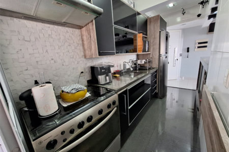 Apartamento à venda com 3 quartos, sendo 1 suíte,  em Vila Gustavo, São Paulo, SP