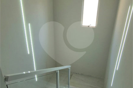 Casa à venda com 3 suítes no condomínio Residencial Villa Di Treviso, Vinhedo - SP
