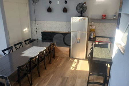Casa à venda com 3 quartos, sendo 1 suíte, no condomínio Vilagio Vista Real, Paulínia - SP