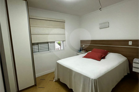 Sobrado à venda com 3 quartos, sendo 1 suíte, em Jardim da Saúde, São Paulo, SP
