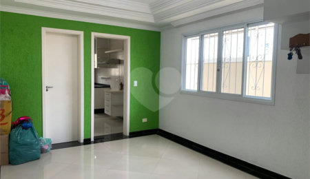 Sobrado à venda com 4 quartos, sendo 1 suíte,  em Vila Campo Grande, São Paulo, SP