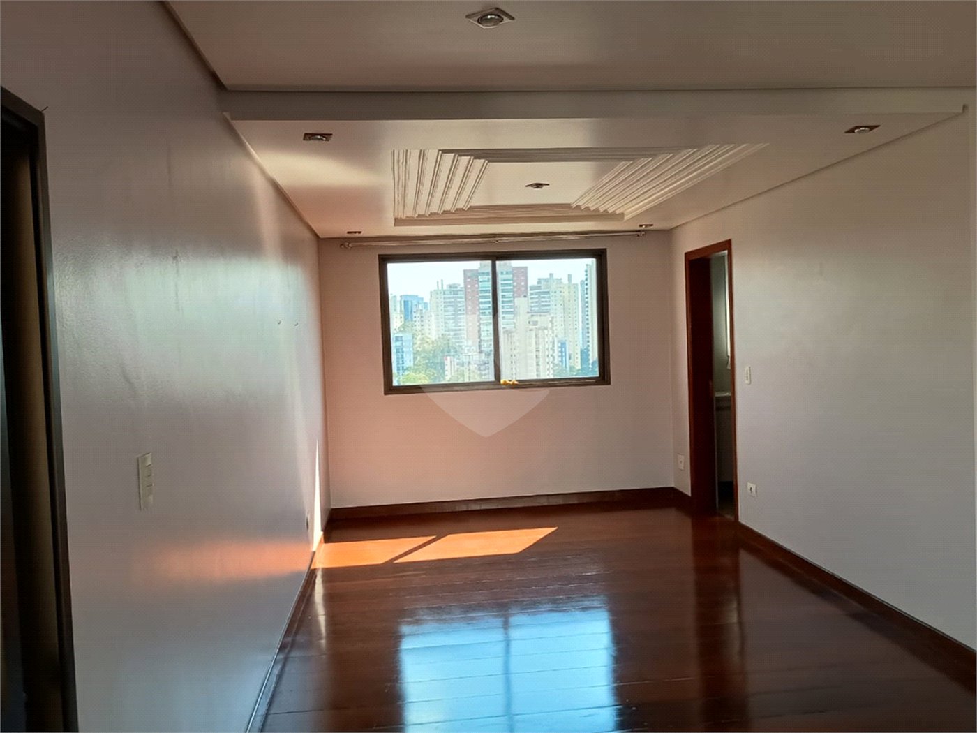 Apartamento à venda ou para alugar com 4 quartos, sendo 1 suíte,  em Vila Andrade, São Paulo, SP