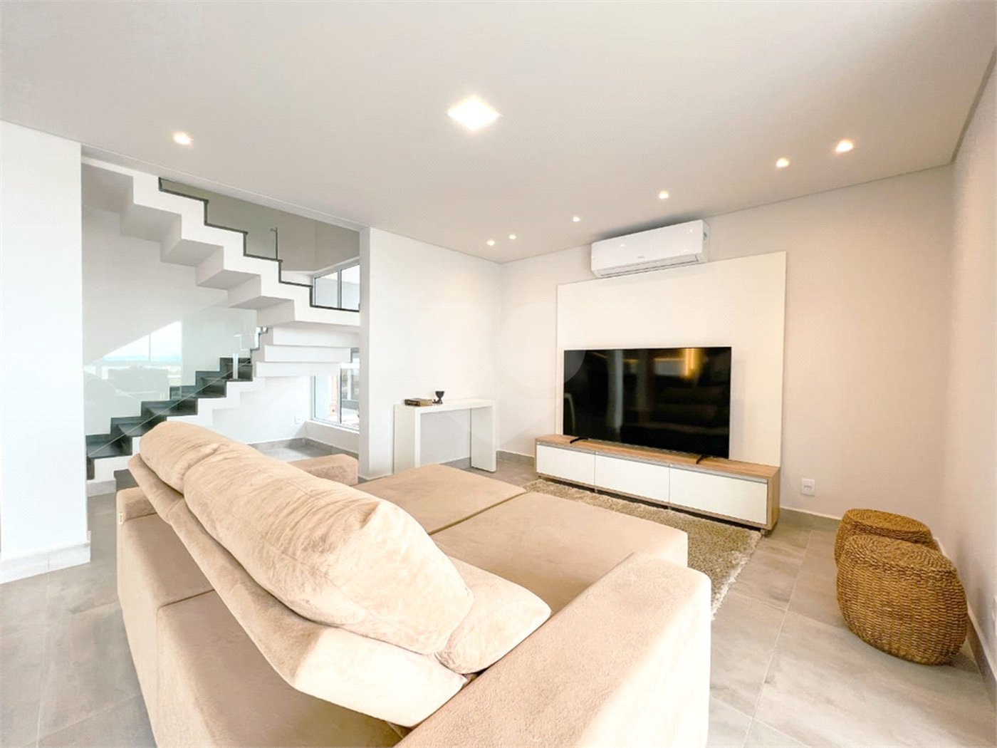 Casa à venda com 4 suítes no condomínio Alpes de Vinhedo, Vinhedo - SP