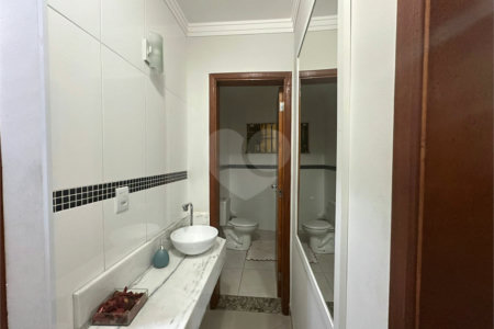 Casa à venda ou para alugar com 3 quartos, sendo 1 suíte,  em Jardim Vivan, São Paulo, SP