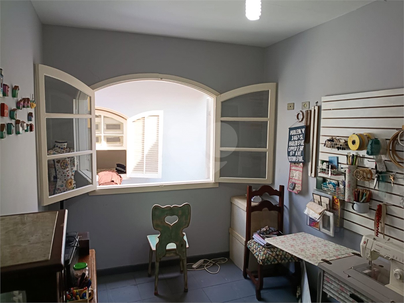 Sobrado à venda com 4 quartos, sendo 2 suítes, em Mirandópolis, São Paulo, SP