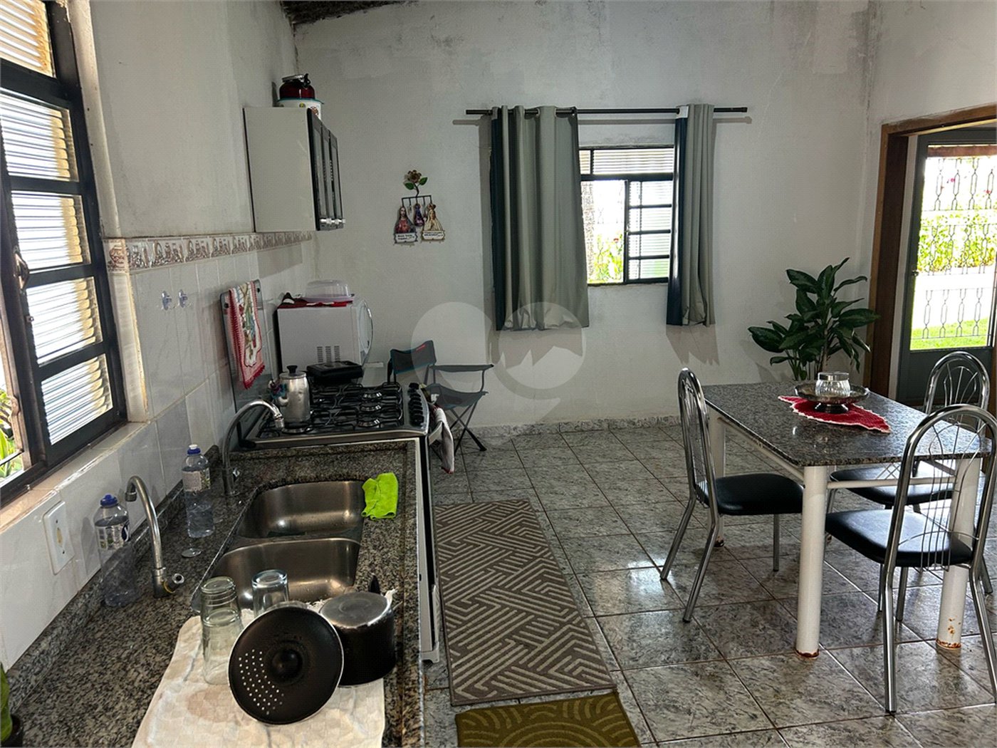 Casa à venda com 3 quartos, sendo 2 suítes, em Vila Mazzei, Itapetininga, SP