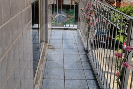 Sobrado à venda com 5 quartos em Vila Santos, São Paulo, SP