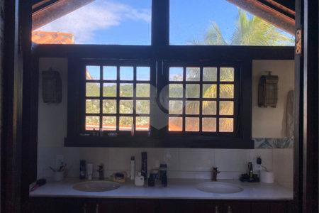 Casa à venda com 6 quartos, sendo 4 suítes, em Canto, Armação dos Búzios, RJ