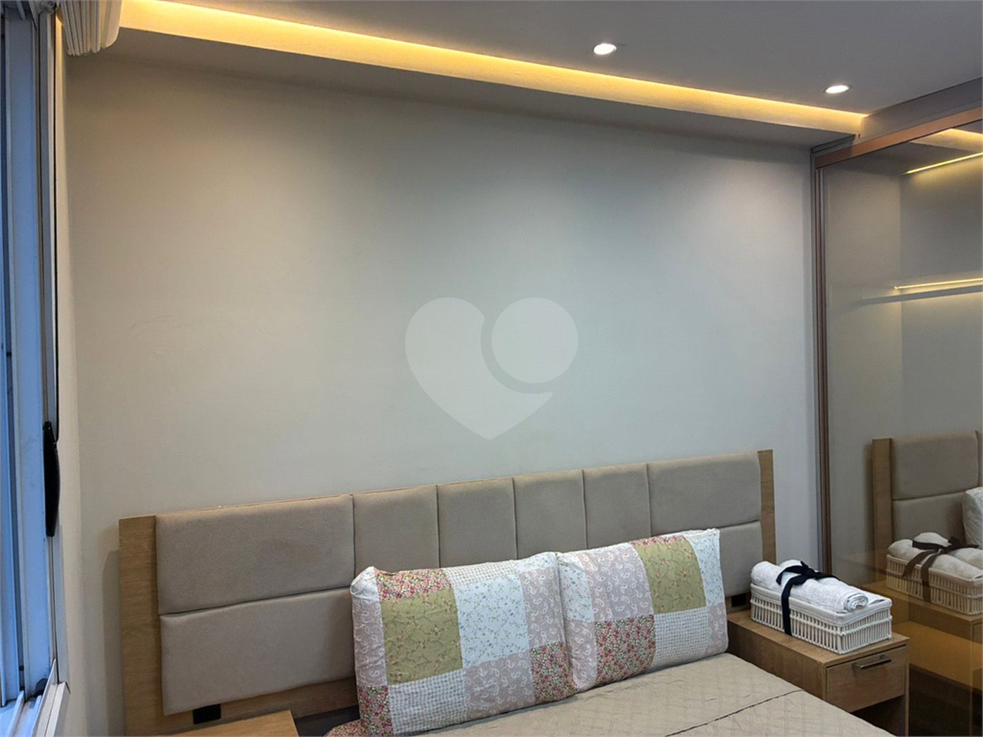 Apartamento à venda com 2 quartos em Santo Amaro, São Paulo, SP