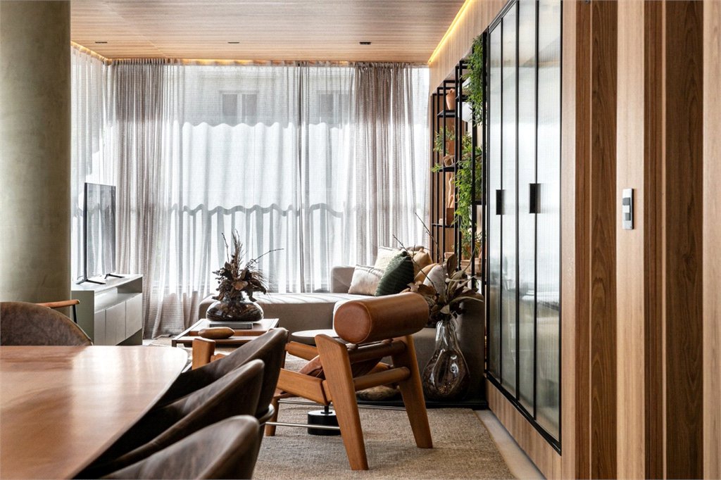 Apartamento à venda com 3 suítes em Cerqueira César, São Paulo, SP