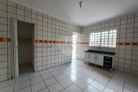 Sobrado à venda com 2 quartos em Jardim Ana Maria, Sorocaba, SP