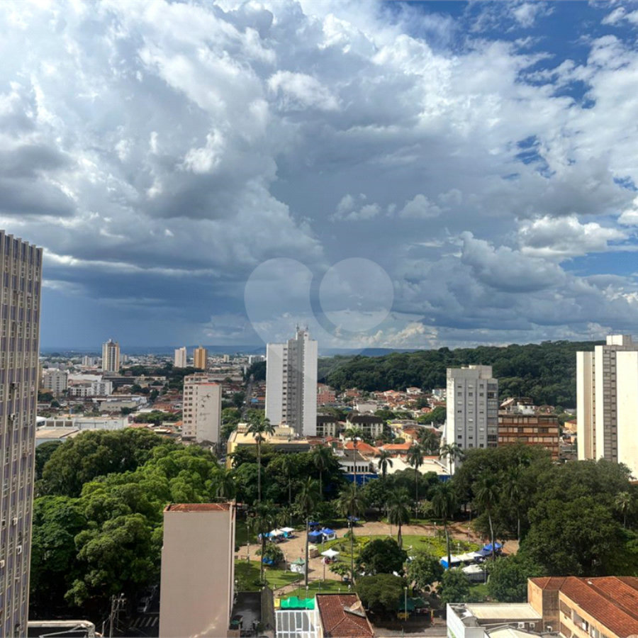Apartamento à venda ou para alugar com 4 quartos, sendo 1 suíte, no Centro, Ribeirão Preto, SP