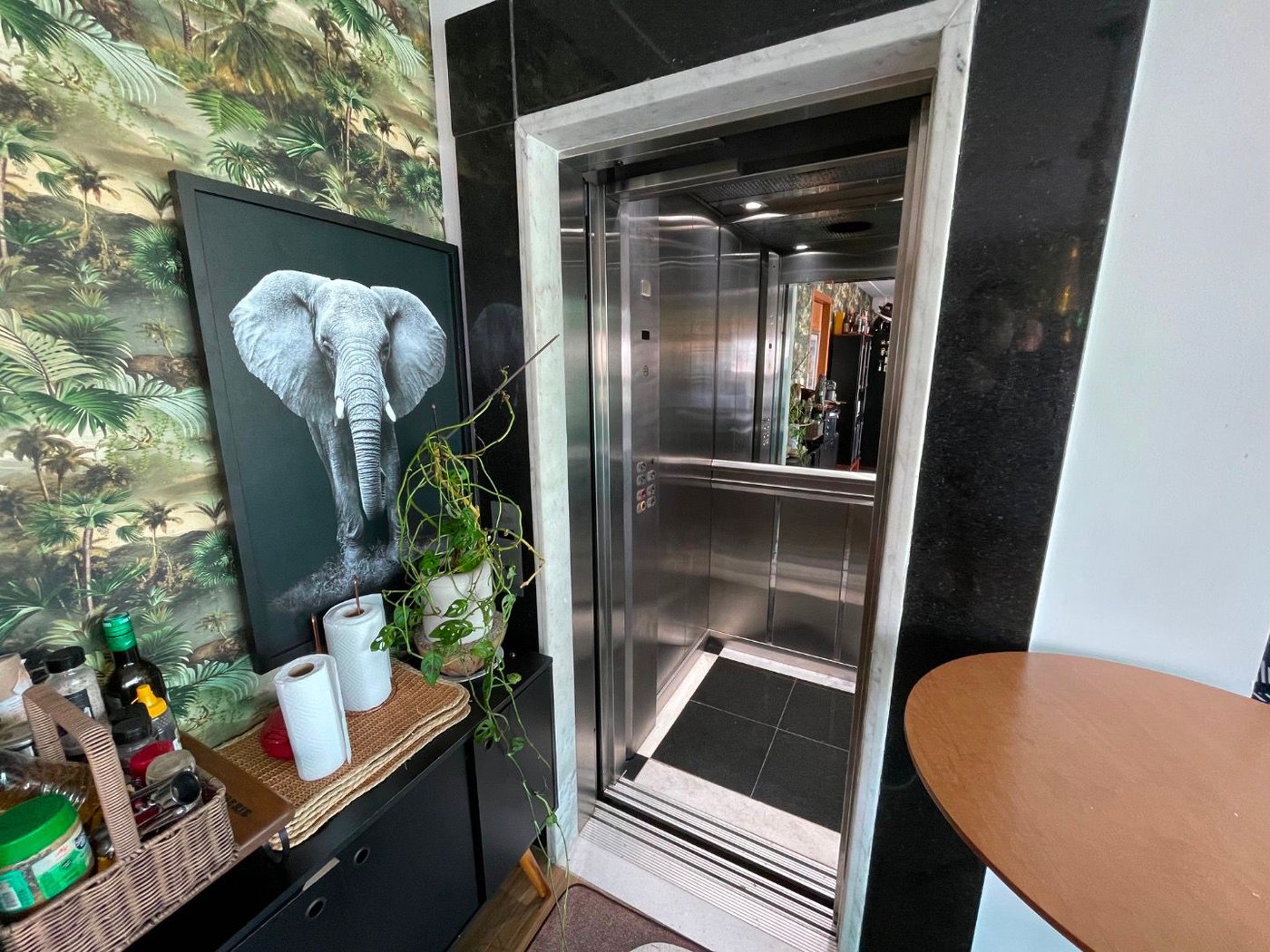 Cobertura com 3 dormitórios à venda, 320 m² por R$ 3.100.000,00 - Gonzaga - Santos/SP