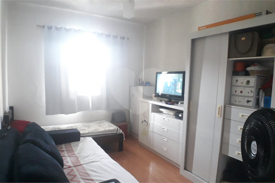 Casa Térrea à venda com 4 quartos, sendo 1 suíte, em Vila Romero, São Paulo, SP