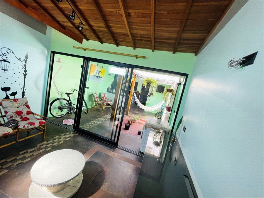 Casa à venda com 2 quartos no condomínio Villa Itália, Vinhedo - SP