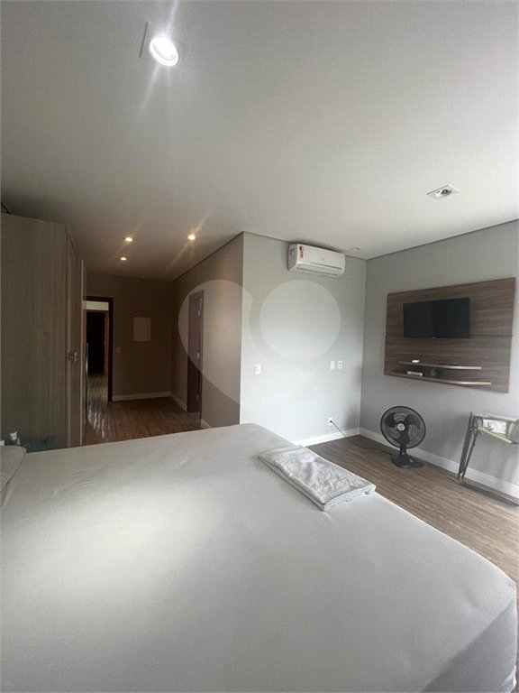 Casa à venda com 3 suítes no condomínio Residencial Terra Nobre, Indaiatuba - SP