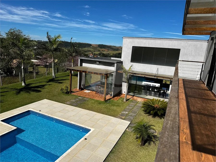 Chácara à venda com 4 suítes em Condomínio Granja Veridiana (paruru), Ibiúna, SP