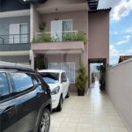 Sobrado à venda com 3 quartos, sendo 1 suíte,  em Vila Suissa, Mogi das Cruzes, SP
