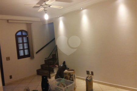 Casa à venda com 3 quartos, sendo 1 suíte, em Jardim Piqueroby, São Paulo, SP