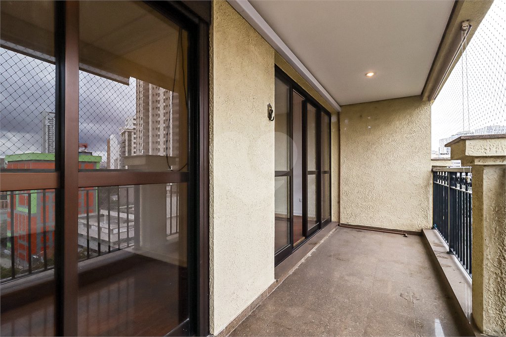 Apartamento à venda com 4 quartos, sendo 3 suítes, em Brooklin Paulista, São Paulo, SP