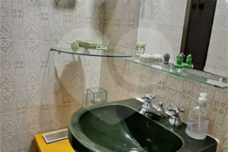 Apartamento à venda com 3 quartos, sendo 1 suíte, em MOEMA, São Paulo, SP