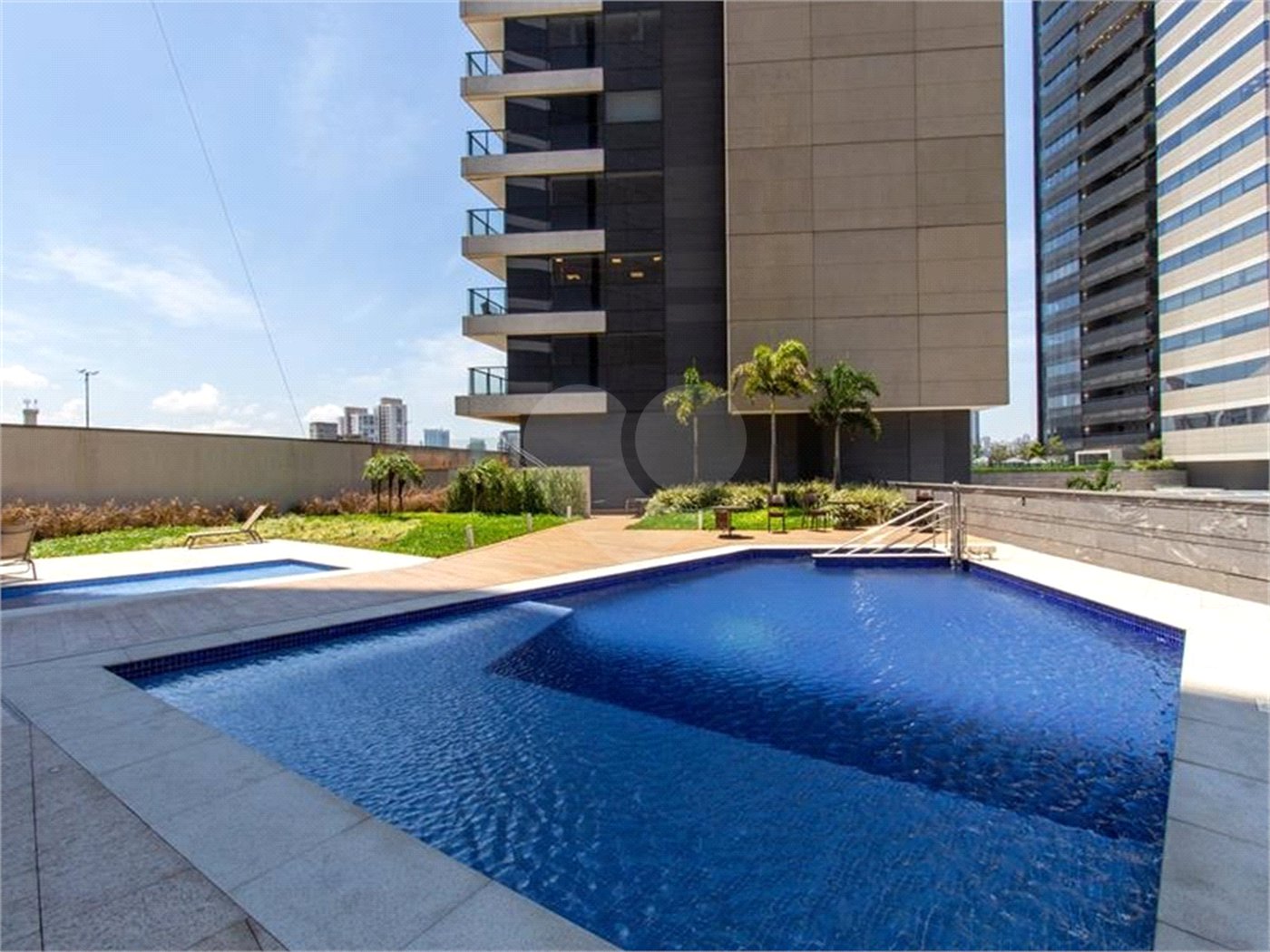 Apartamento à venda ou para alugar com 2 quartos, sendo 1 suíte, em Água Branca, São Paulo, SP