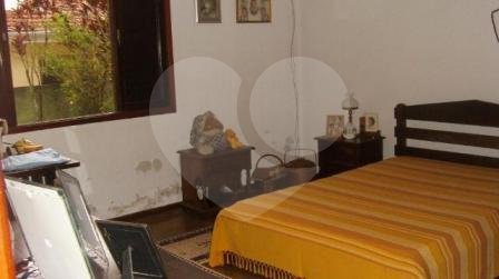 Casa Térrea à venda com 3 quartos em Vila Irmãos Arnoni, São Paulo, SP