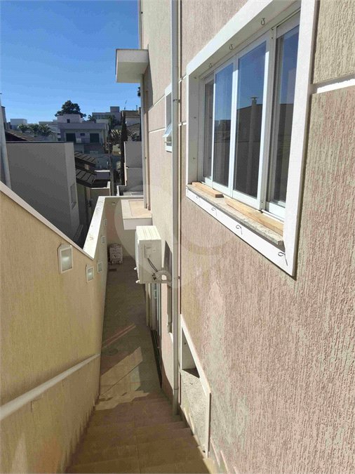 Casa à venda com 3 suítes no condomínio Portal do Jequitibá, Valinhos - SP