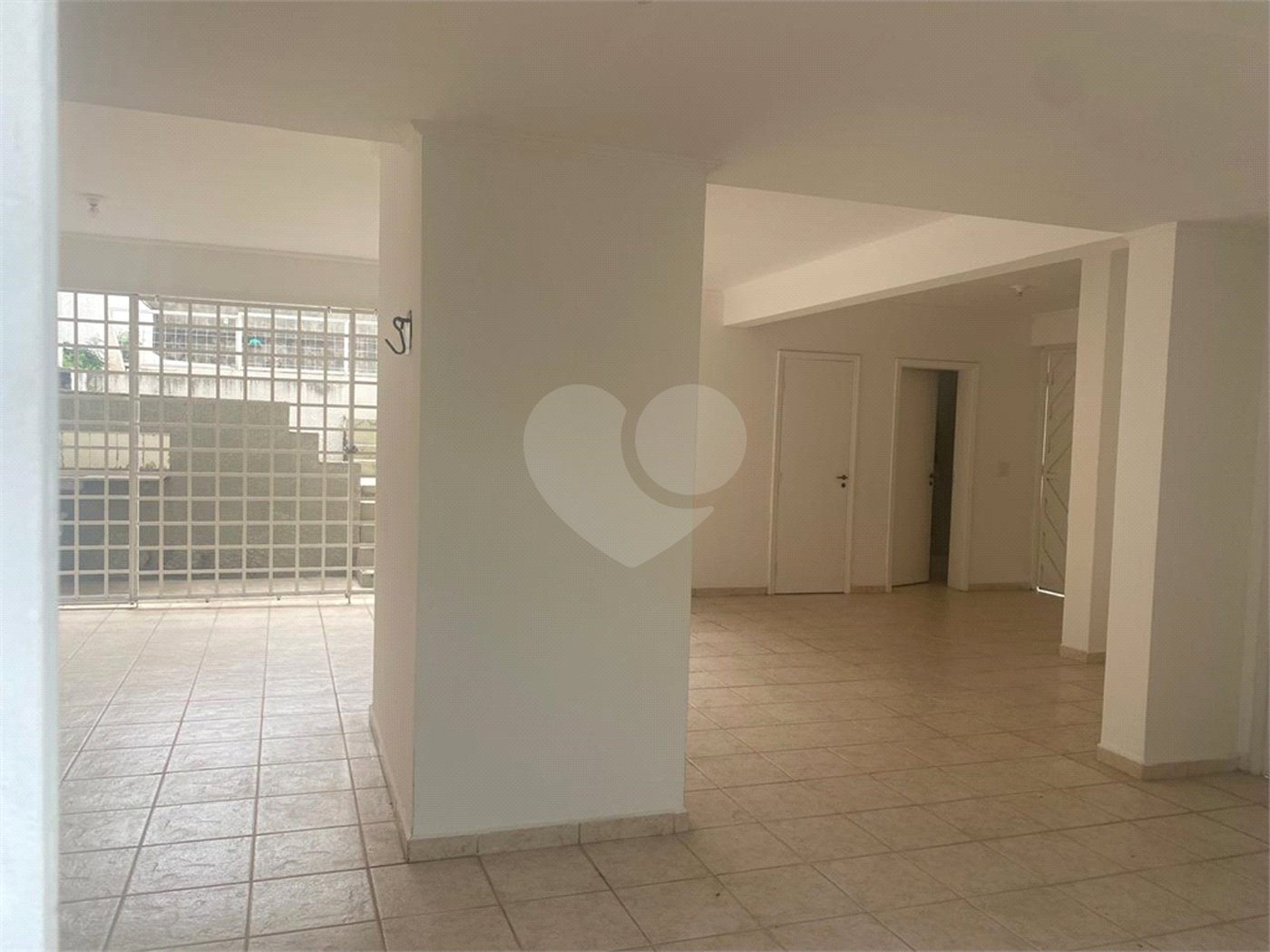 Sobrado à venda ou para alugar com 3 quartos, sendo 1 suíte, no Centro, Salto, SP